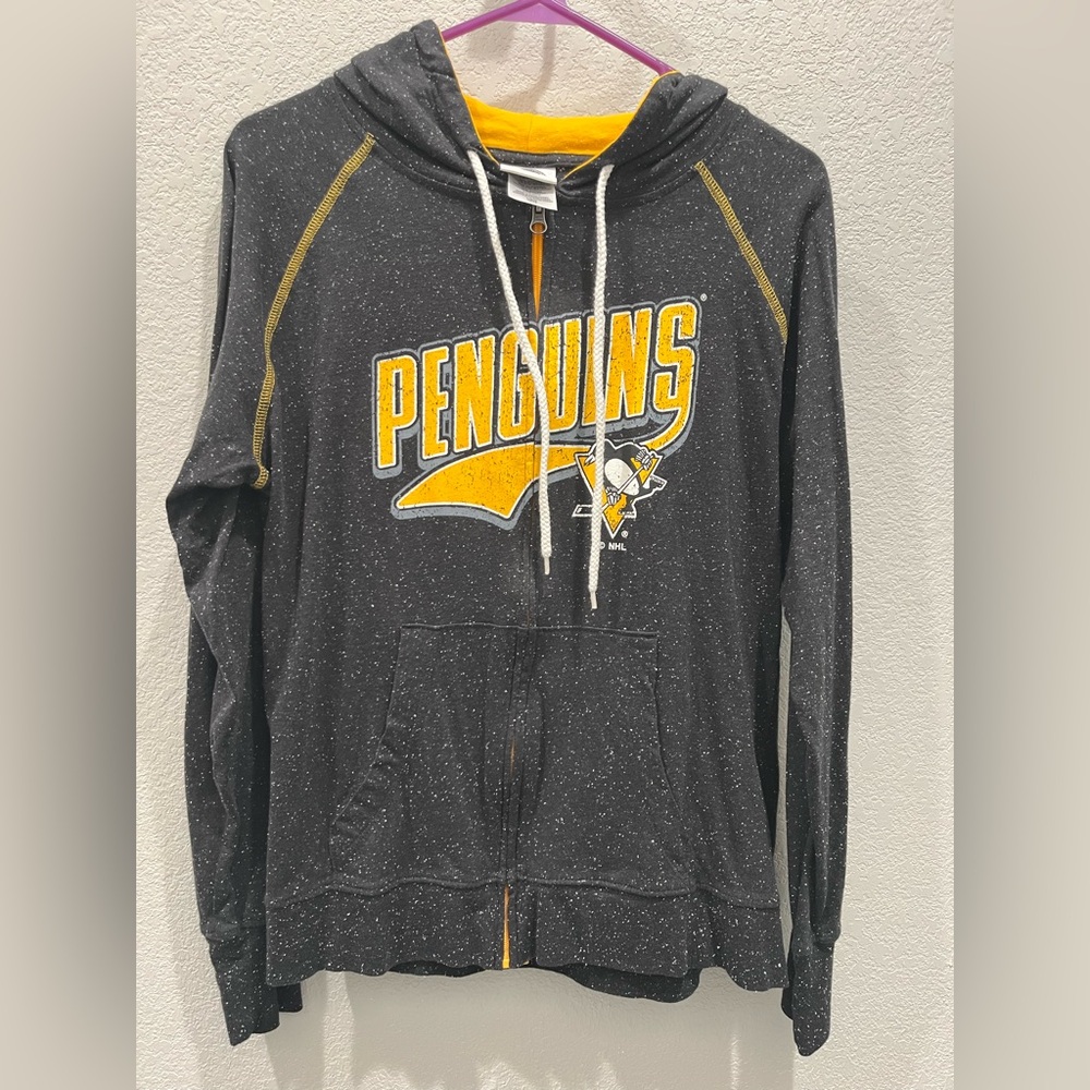 NHL Penguins Black and Gold Full-Zip Hoodie